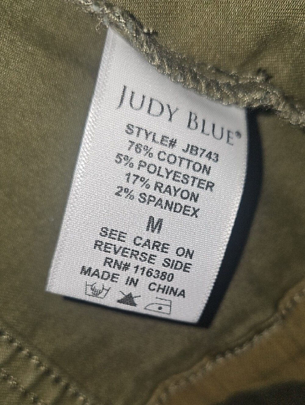Judy Blue NWOT Olive Green Camo Jean Jacket Size Medium - Picture 6 of 11